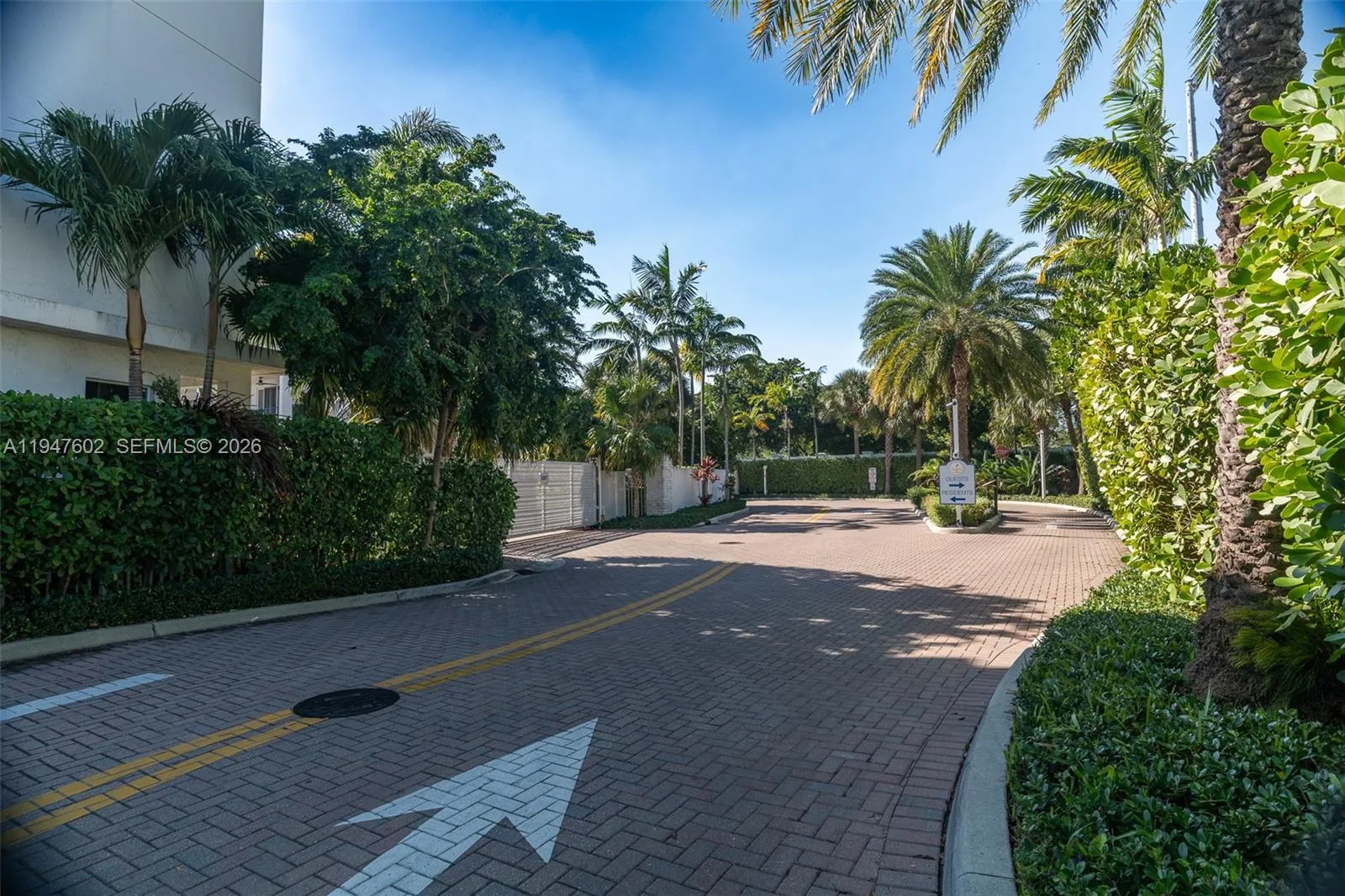 2900 Ne 12th Ter 33, Oakland Park, Florida 33334, Oakland Park, Florida 33334, 3 Bedrooms Bedrooms, ,2 BathroomsBathrooms,Residential,For Sale,2900 Ne 12th Ter 33, Oakland Park, Florida 33334,A11947602