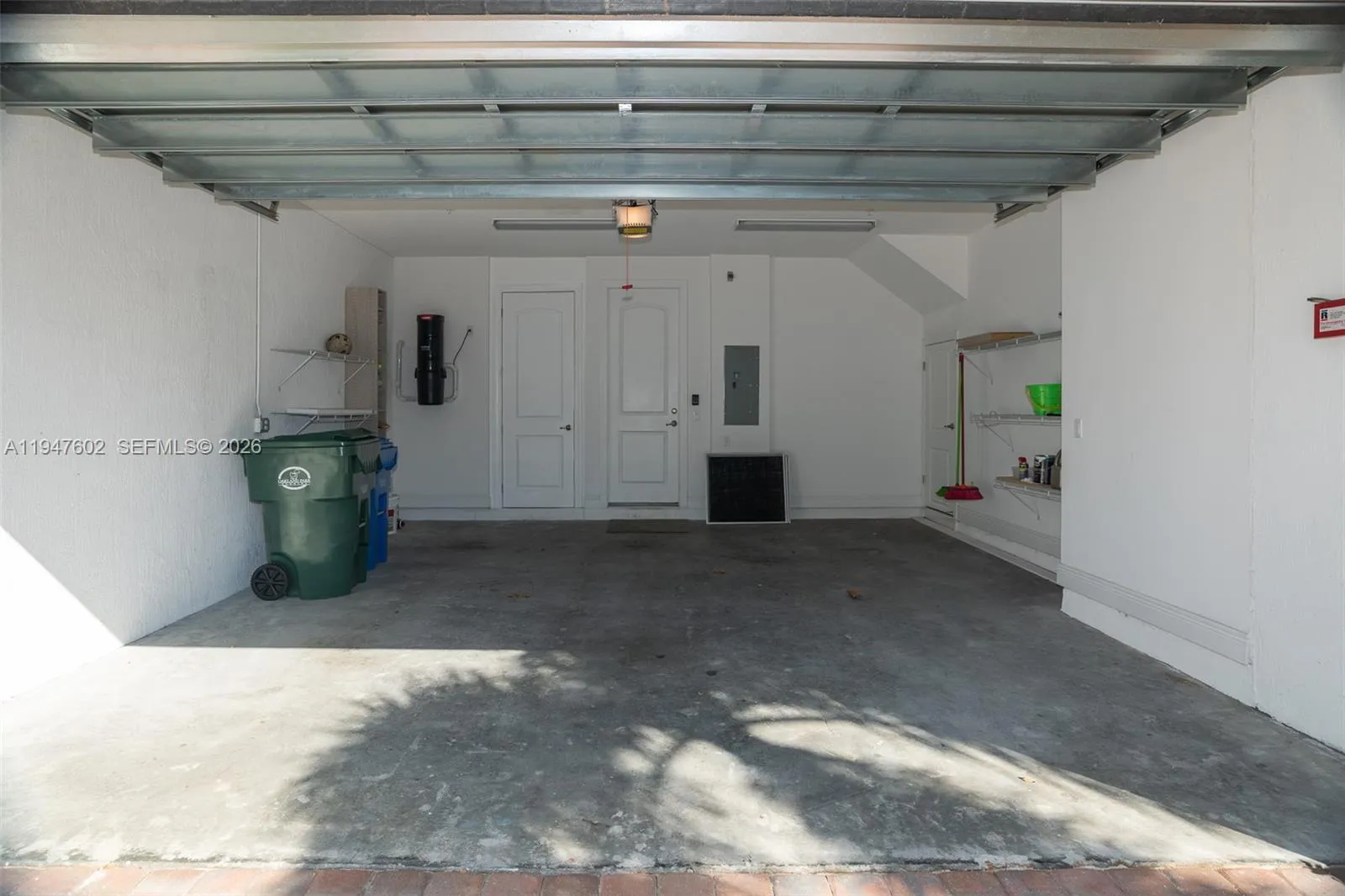 2900 Ne 12th Ter 33, Oakland Park, Florida 33334, Oakland Park, Florida 33334, 3 Bedrooms Bedrooms, ,2 BathroomsBathrooms,Residential,For Sale,2900 Ne 12th Ter 33, Oakland Park, Florida 33334,A11947602