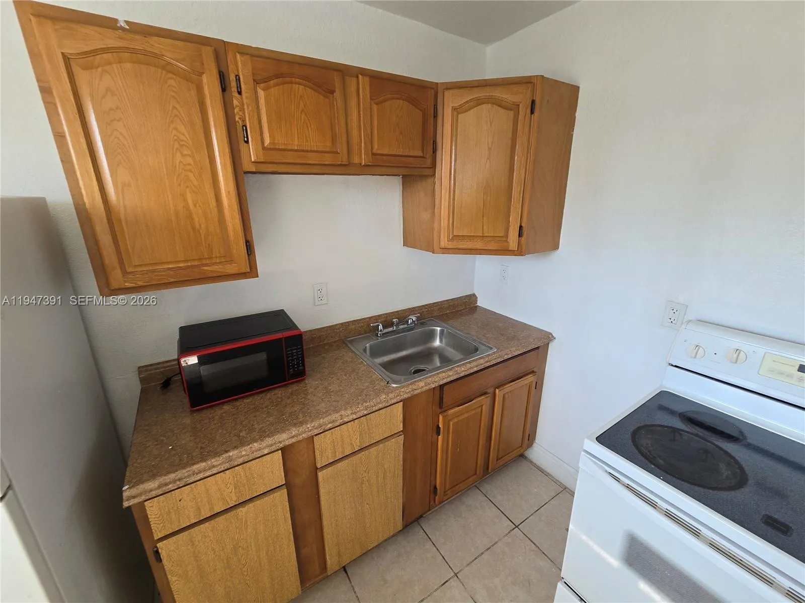 535 Nw 7th St 2, Miami, Florida 33136, Miami, Florida 33136, 1 Bedroom Bedrooms, ,1 BathroomBathrooms,Residential Lease,For Rent,535 Nw 7th St 2, Miami, Florida 33136,A11947391