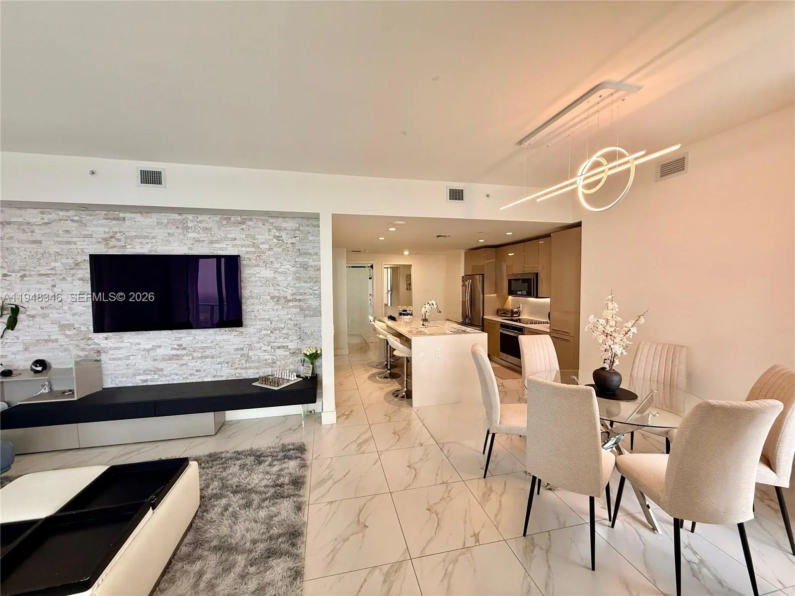 2000 Metropica Way 1409, Sunrise, Florida 33323, Sunrise, Florida 33323, 3 Bedrooms Bedrooms, ,3 BathroomsBathrooms,Residential Lease,For Rent,2000 Metropica Way 1409, Sunrise, Florida 33323,A11948346