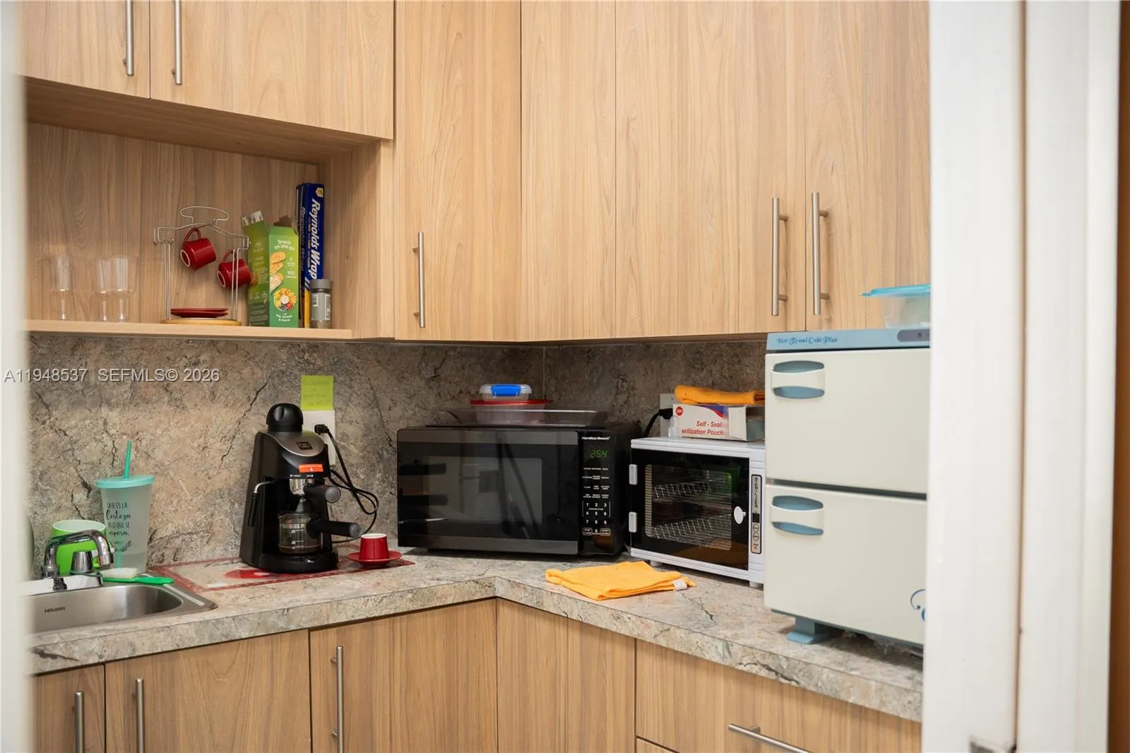 2452 W 60st, Hialeah, Florida 33016, Hialeah, Florida 33016, ,Business Opportunity,For Sale,2452 W 60st, Hialeah, Florida 33016,A11948537