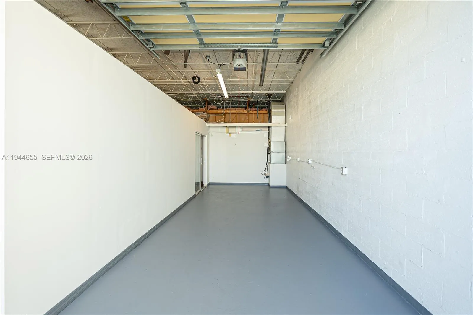 2325 Nw 30th St, Oakland Park, Florida 33311, Oakland Park, Florida 33311, ,Commercial Lease,For Rent,2325 Nw 30th St, Oakland Park, Florida 33311,A11944655