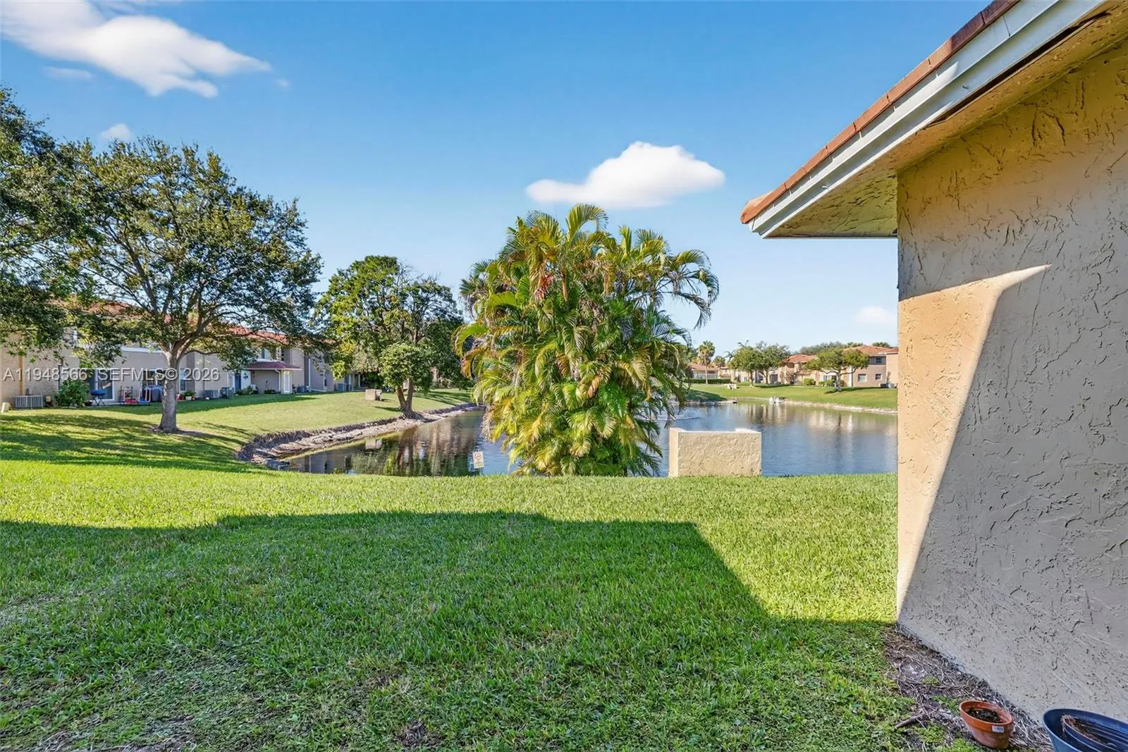 Lake View  yet privacy for you.