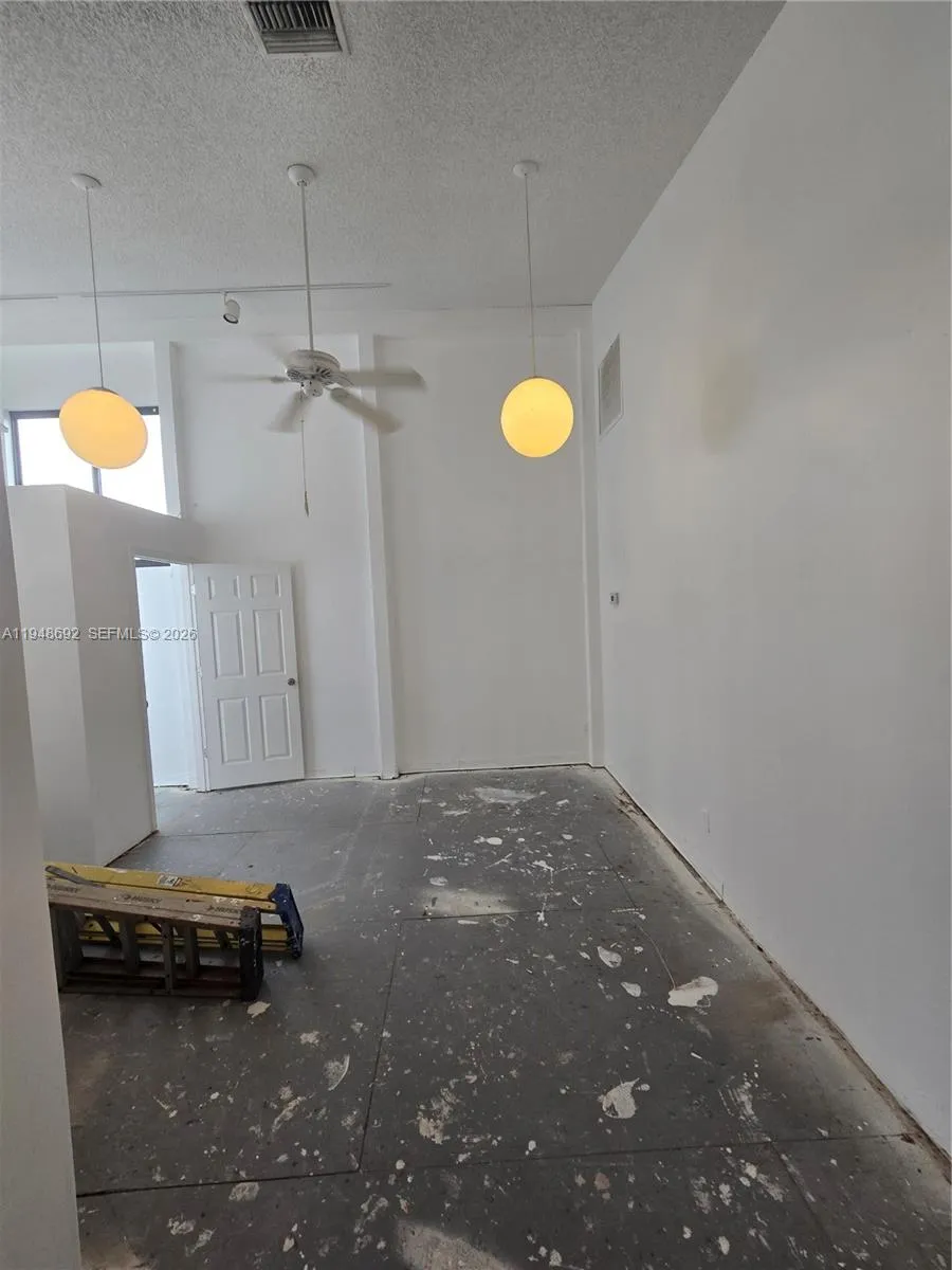 5800 N University Dr Unit A, Tamarac, Florida 3332, Tamarac, Florida 33321, ,Commercial Lease,For Rent,5800 N University Dr Unit A, Tamarac, Florida 3332,A11948692
