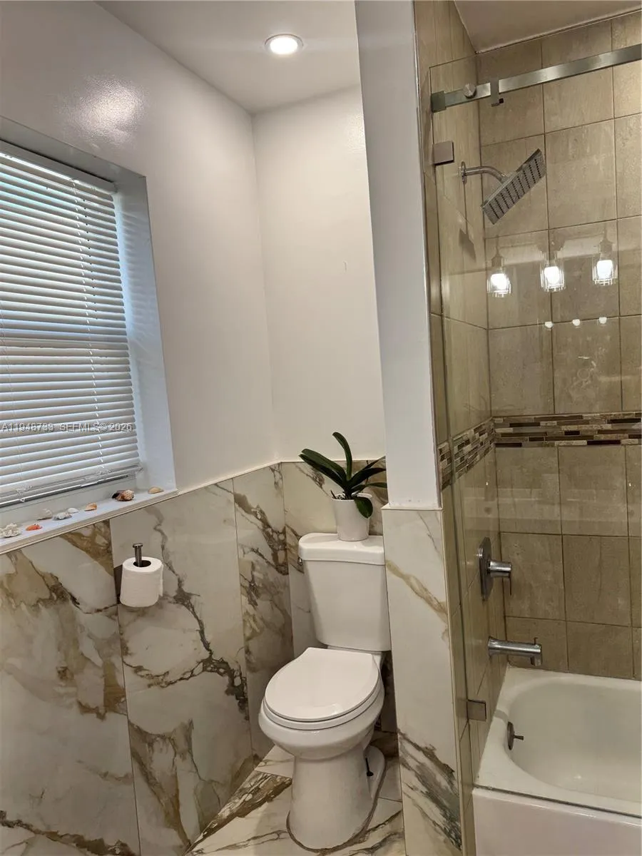 2614 Fillmore St, Hollywood, Florida 33020, Hollywood, Florida 33020, 3 Bedrooms Bedrooms, ,2 BathroomsBathrooms,Residential,For Sale,2614 Fillmore St, Hollywood, Florida 33020,A11948733