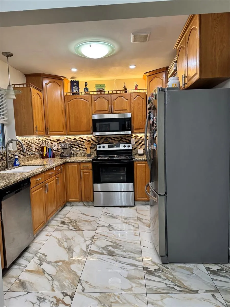 2614 Fillmore St, Hollywood, Florida 33020, Hollywood, Florida 33020, 3 Bedrooms Bedrooms, ,2 BathroomsBathrooms,Residential,For Sale,2614 Fillmore St, Hollywood, Florida 33020,A11948733