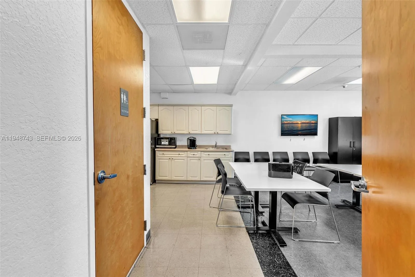 7665 Davie Road Ext, Davie, Florida 33024, Davie, Florida 33024, ,Commercial Sale,For Sale,7665 Davie Road Ext, Davie, Florida 33024,A11948743