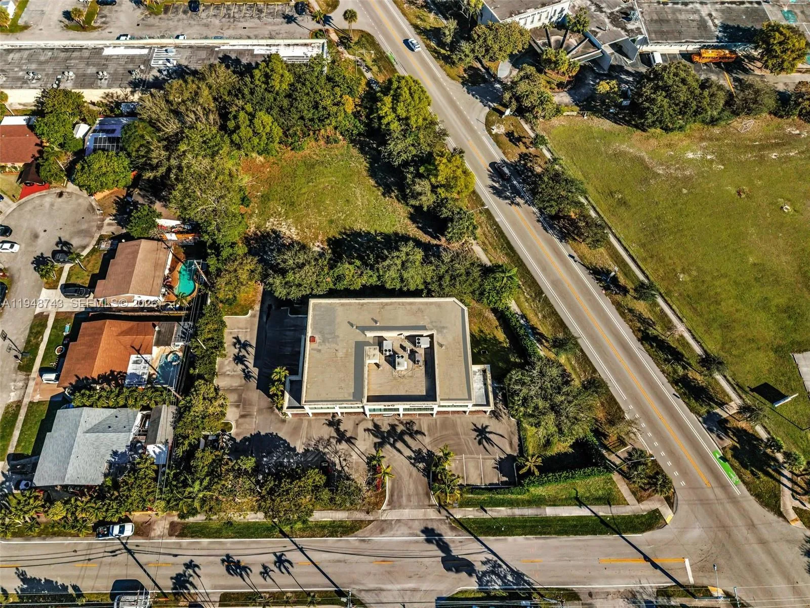 7665 Davie Road Ext, Davie, Florida 33024, Davie, Florida 33024, ,Commercial Sale,For Sale,7665 Davie Road Ext, Davie, Florida 33024,A11948743