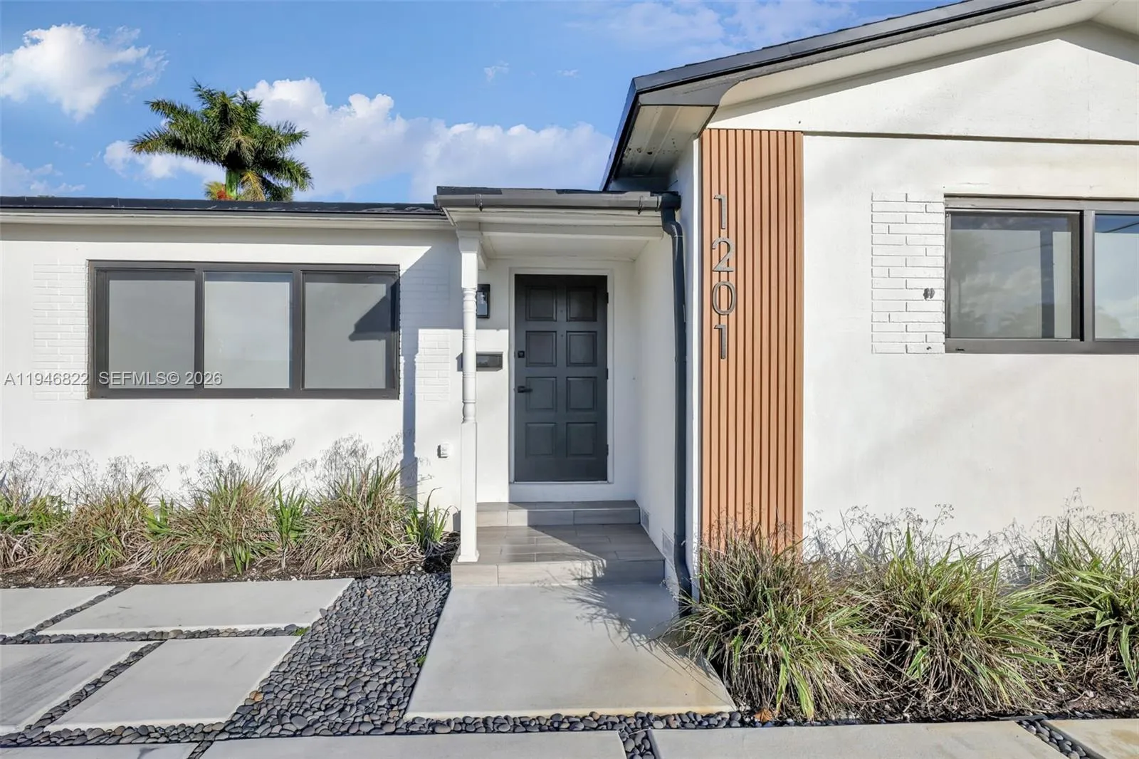 1201 N 16th Ave, Hollywood, Florida 33020, Hollywood, Florida 33020, 3 Bedrooms Bedrooms, ,2 BathroomsBathrooms,Residential Lease,For Rent,1201 N 16th Ave, Hollywood, Florida 33020,A11946822
