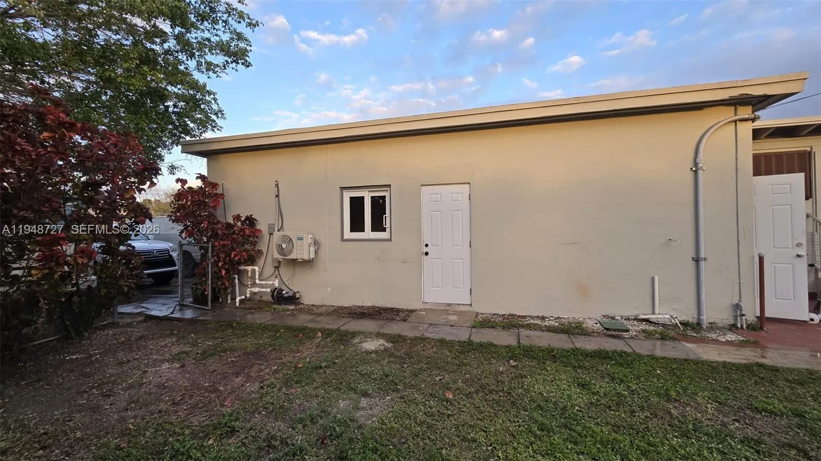 950 Nw 149th Ter 1, Miami, Florida 33168, Miami, Florida 33168, ,1 BathroomBathrooms,Residential Lease,For Rent,950 Nw 149th Ter 1, Miami, Florida 33168,A11948727