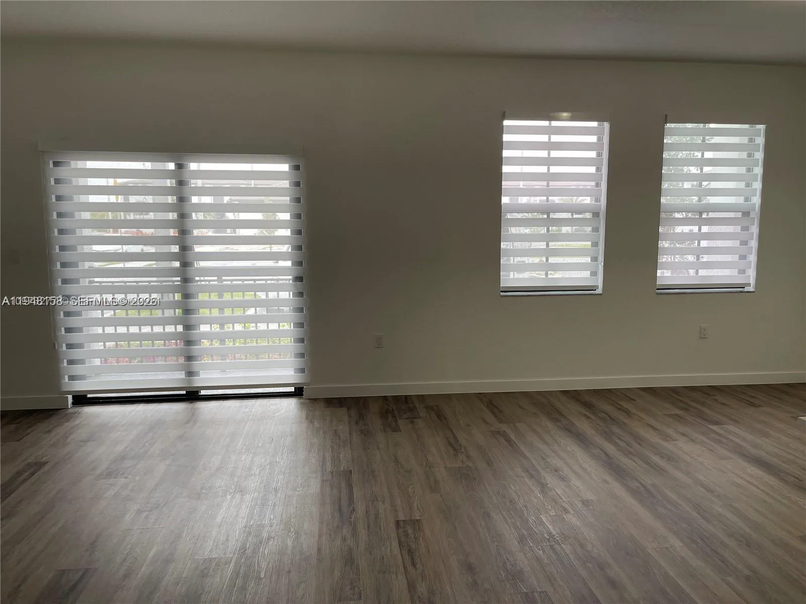 15520 Sw 136th St 103, Miami, Florida 33196, Miami, Florida 33196, 3 Bedrooms Bedrooms, ,2 BathroomsBathrooms,Residential Lease,For Rent,15520 Sw 136th St 103, Miami, Florida 33196,A11948158