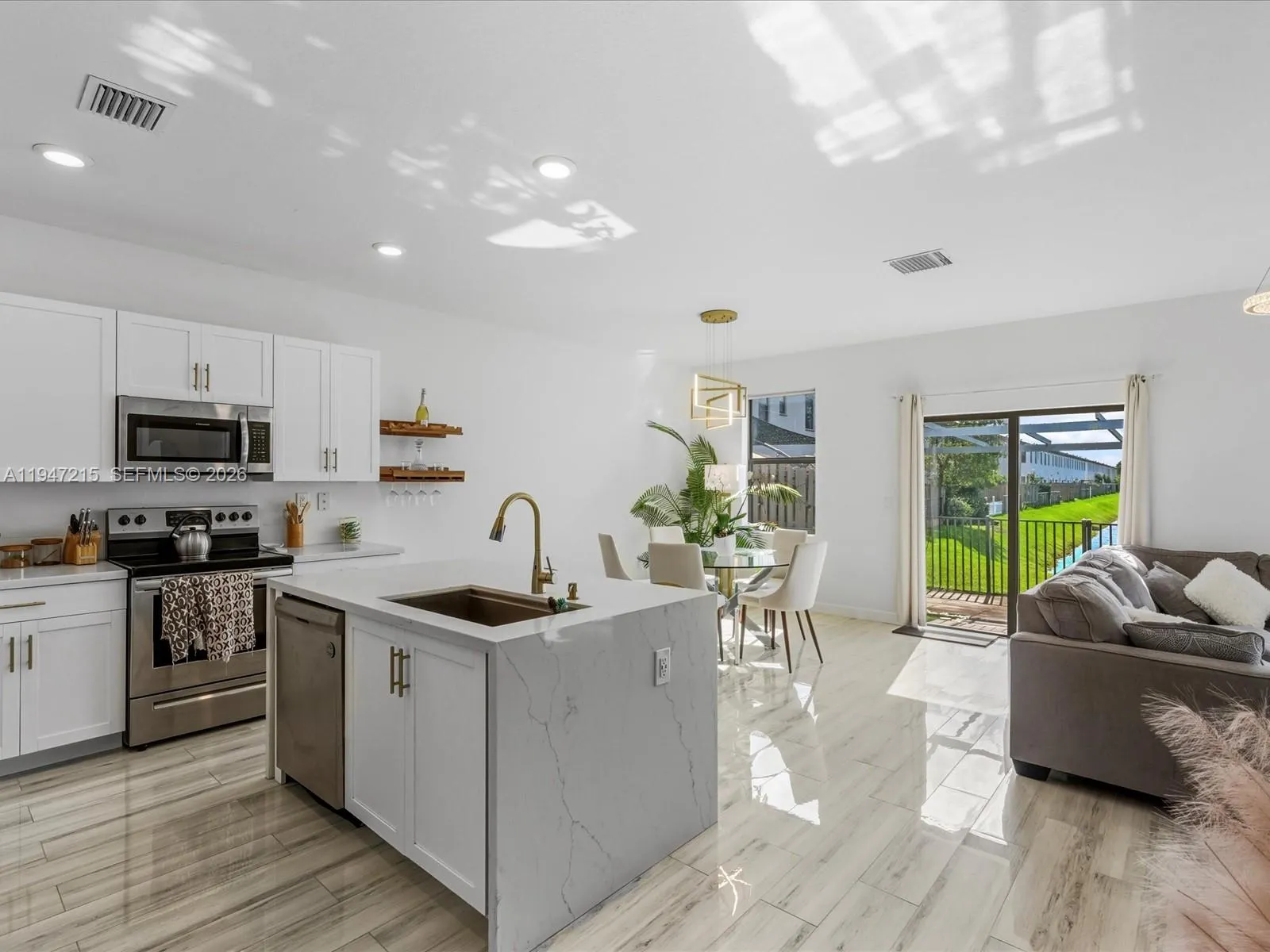 544 Ne 206th Ln, Miami, Florida 33179, Miami, Florida 33179, 3 Bedrooms Bedrooms, ,2 BathroomsBathrooms,Residential,For Sale,544 Ne 206th Ln, Miami, Florida 33179,A11947215