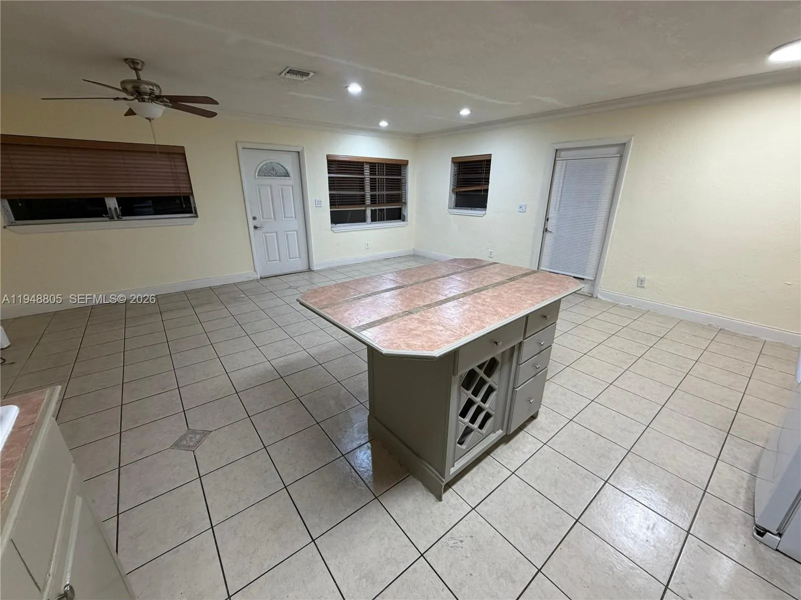 6433 Sw 22nd St, Miramar, Florida 33023, Miramar, Florida 33023, 3 Bedrooms Bedrooms, ,1 BathroomBathrooms,Residential,For Sale,6433 Sw 22nd St, Miramar, Florida 33023,A11948805