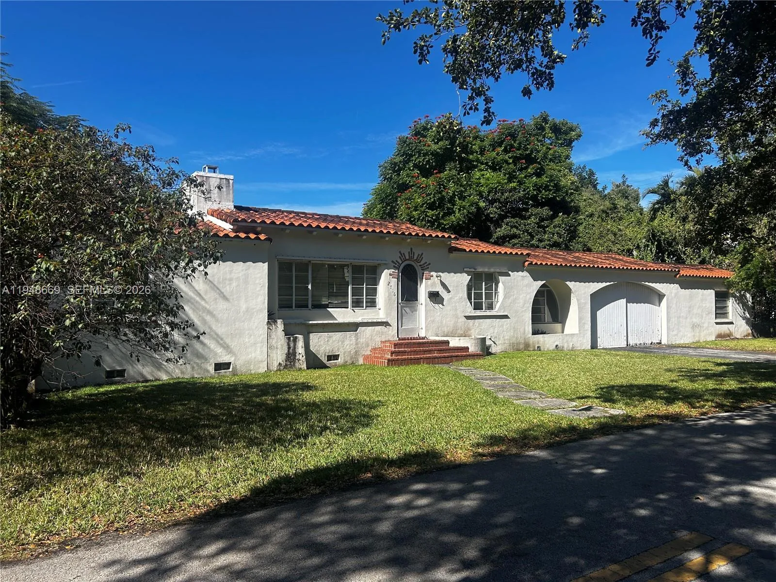 2716 Cordova St, Coral Gables, Florida 33134, Coral Gables, Florida 33134, 5 Bedrooms Bedrooms, ,6 BathroomsBathrooms,Residential,For Sale,2716 Cordova St, Coral Gables, Florida 33134,A11948669