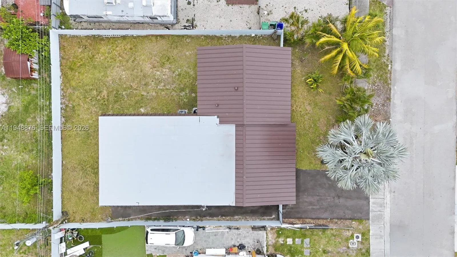 2280 Sw 43rd Ave 2, Fort Lauderdale, Florida 33317, Fort Lauderdale, Florida 33317, 2 Bedrooms Bedrooms, ,1 BathroomBathrooms,Residential Lease,For Rent,2280 Sw 43rd Ave 2, Fort Lauderdale, Florida 33317,A11948876