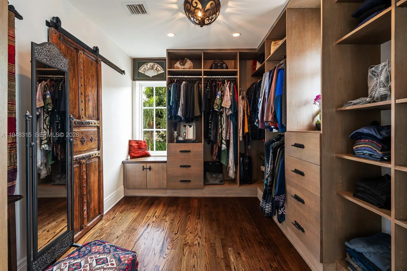 1234 S Greenway Dr, Coral Gables, Florida 33134, Coral Gables, Florida 33134, 4 Bedrooms Bedrooms, ,3 BathroomsBathrooms,Residential,For Sale,1234 S Greenway Dr, Coral Gables, Florida 33134,A11948315