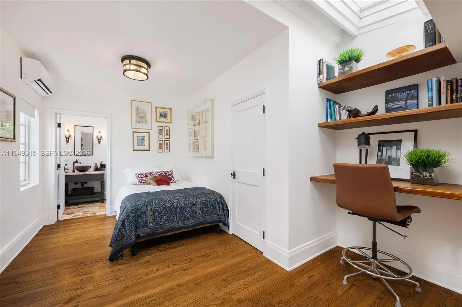 1234 S Greenway Dr, Coral Gables, Florida 33134, Coral Gables, Florida 33134, 4 Bedrooms Bedrooms, ,3 BathroomsBathrooms,Residential,For Sale,1234 S Greenway Dr, Coral Gables, Florida 33134,A11948315