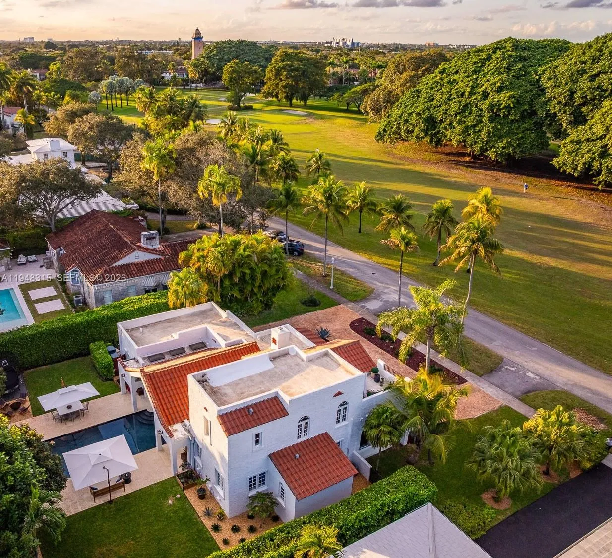 1234 S Greenway Dr, Coral Gables, Florida 33134, Coral Gables, Florida 33134, 4 Bedrooms Bedrooms, ,3 BathroomsBathrooms,Residential,For Sale,1234 S Greenway Dr, Coral Gables, Florida 33134,A11948315