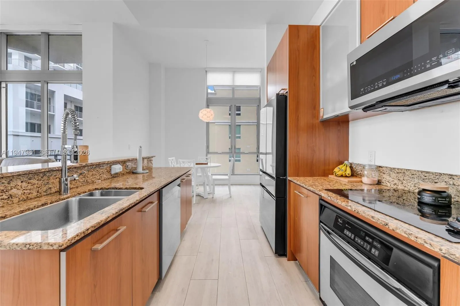 9066 Sw 73rd Ct 504, Miami, Florida 33156, Miami, Florida 33156, 1 Bedroom Bedrooms, ,1 BathroomBathrooms,Residential,For Sale,9066 Sw 73rd Ct 504, Miami, Florida 33156,A11947981