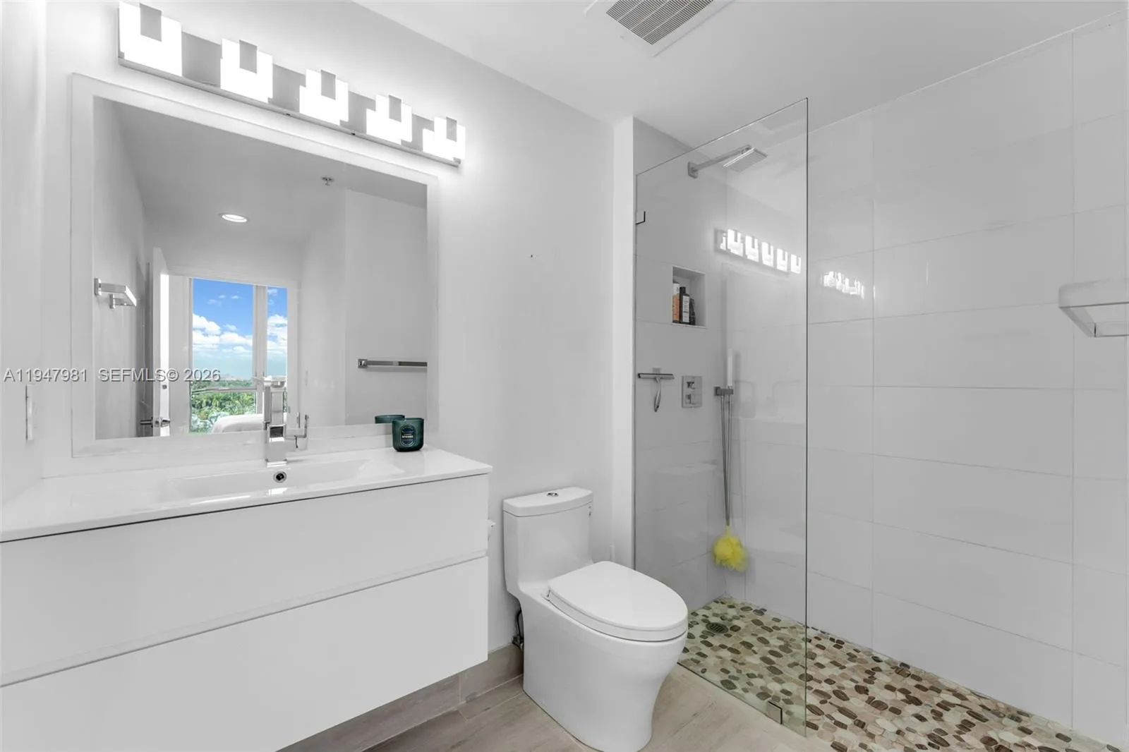 9066 Sw 73rd Ct 504, Miami, Florida 33156, Miami, Florida 33156, 1 Bedroom Bedrooms, ,1 BathroomBathrooms,Residential,For Sale,9066 Sw 73rd Ct 504, Miami, Florida 33156,A11947981