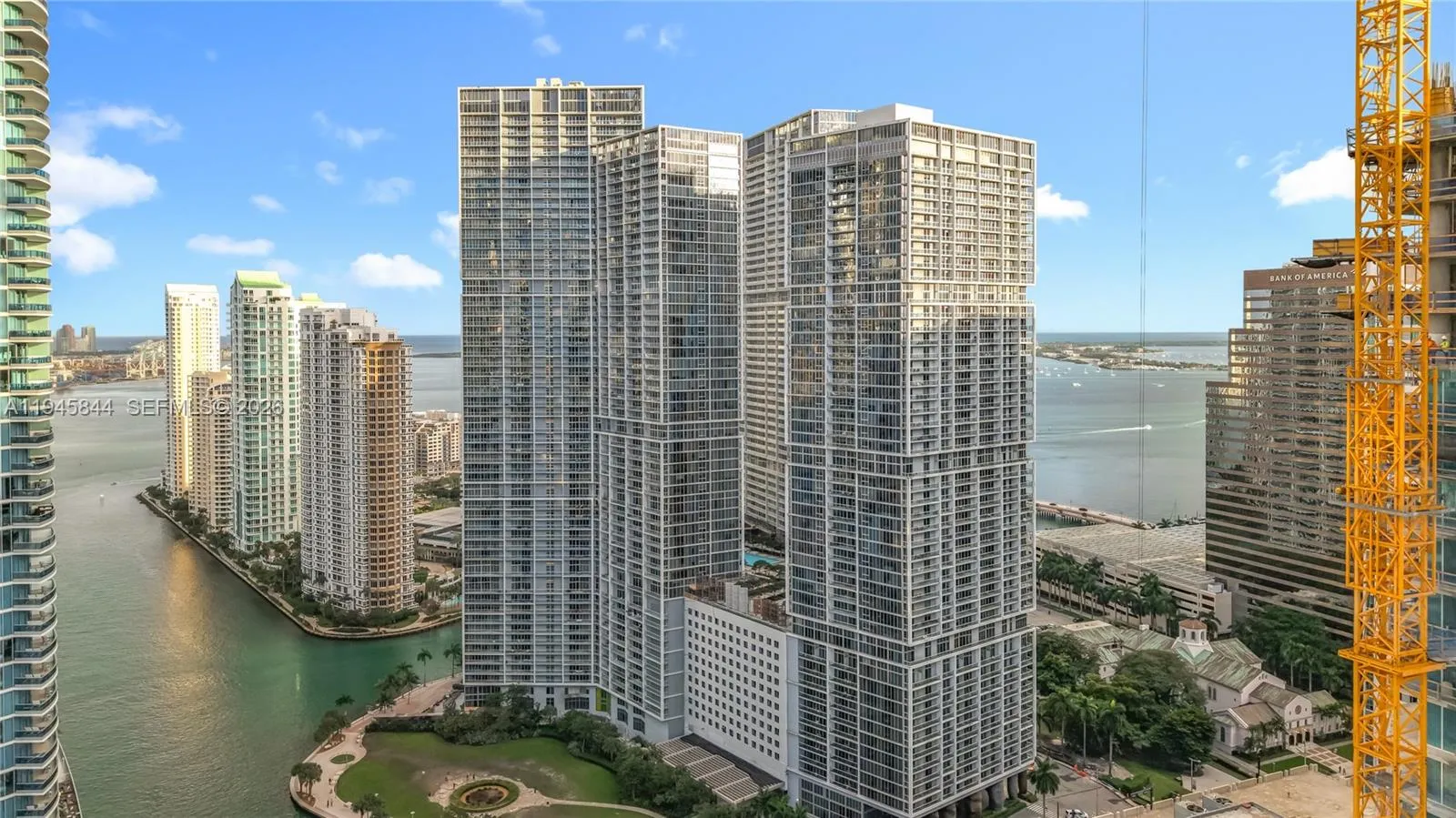 475 Brickell Ave 4215, Miami, Florida 33131, Miami, Florida 33131, 2 Bedrooms Bedrooms, ,2 BathroomsBathrooms,Residential,For Sale,475 Brickell Ave 4215, Miami, Florida 33131,A11945844