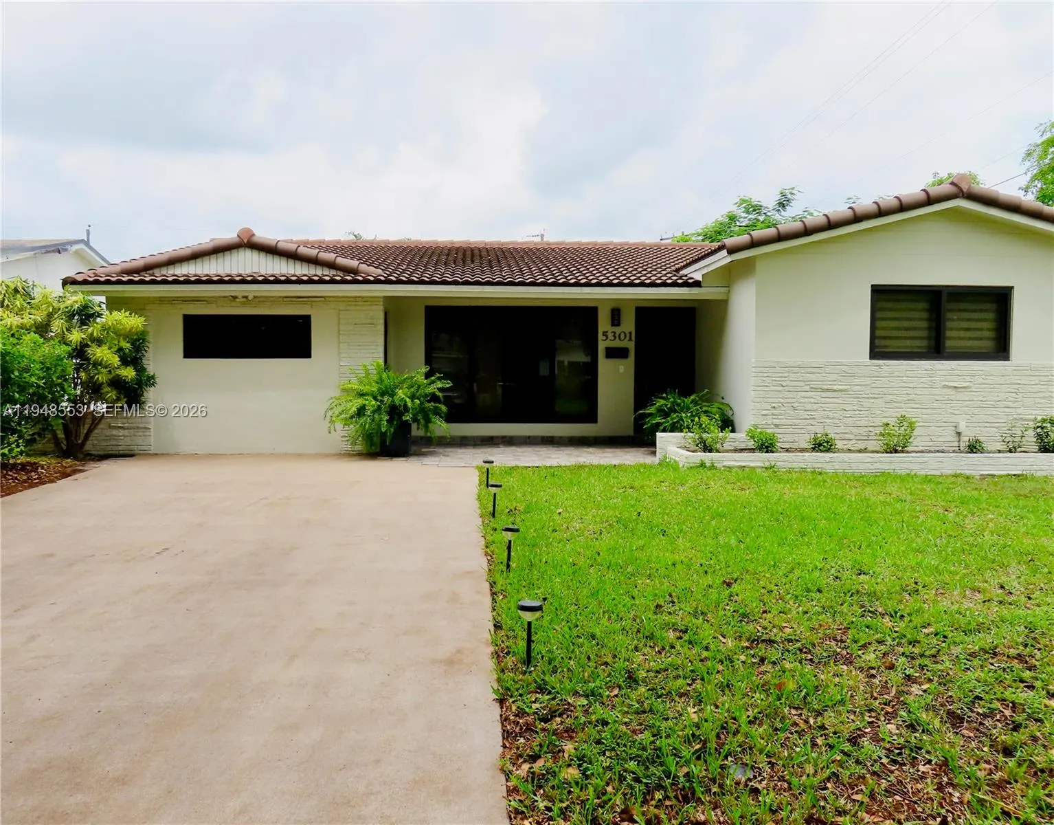 5301 Pierce St, Hollywood, Florida 33021, Hollywood, Florida 33021, 4 Bedrooms Bedrooms, ,2 BathroomsBathrooms,Residential,For Sale,5301 Pierce St, Hollywood, Florida 33021,A11948553