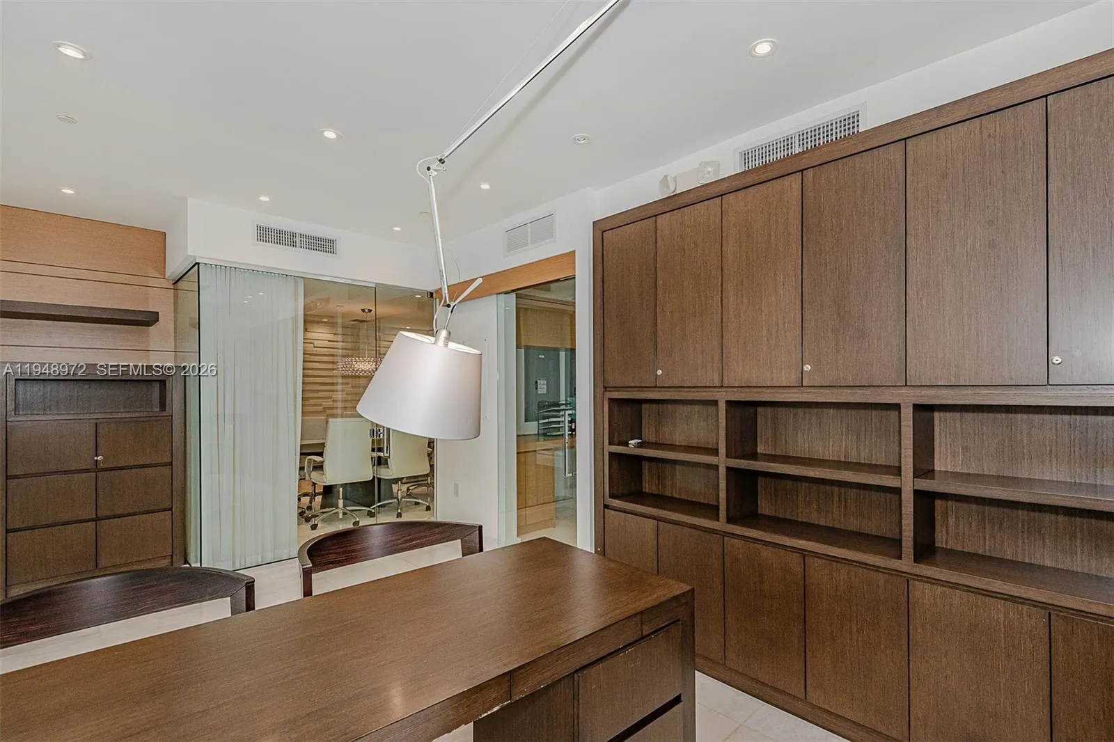 75 Se 6th St 201, Miami, Florida 33131, Miami, Florida 33131, ,Commercial Lease,For Rent,75 Se 6th St 201, Miami, Florida 33131,A11948972