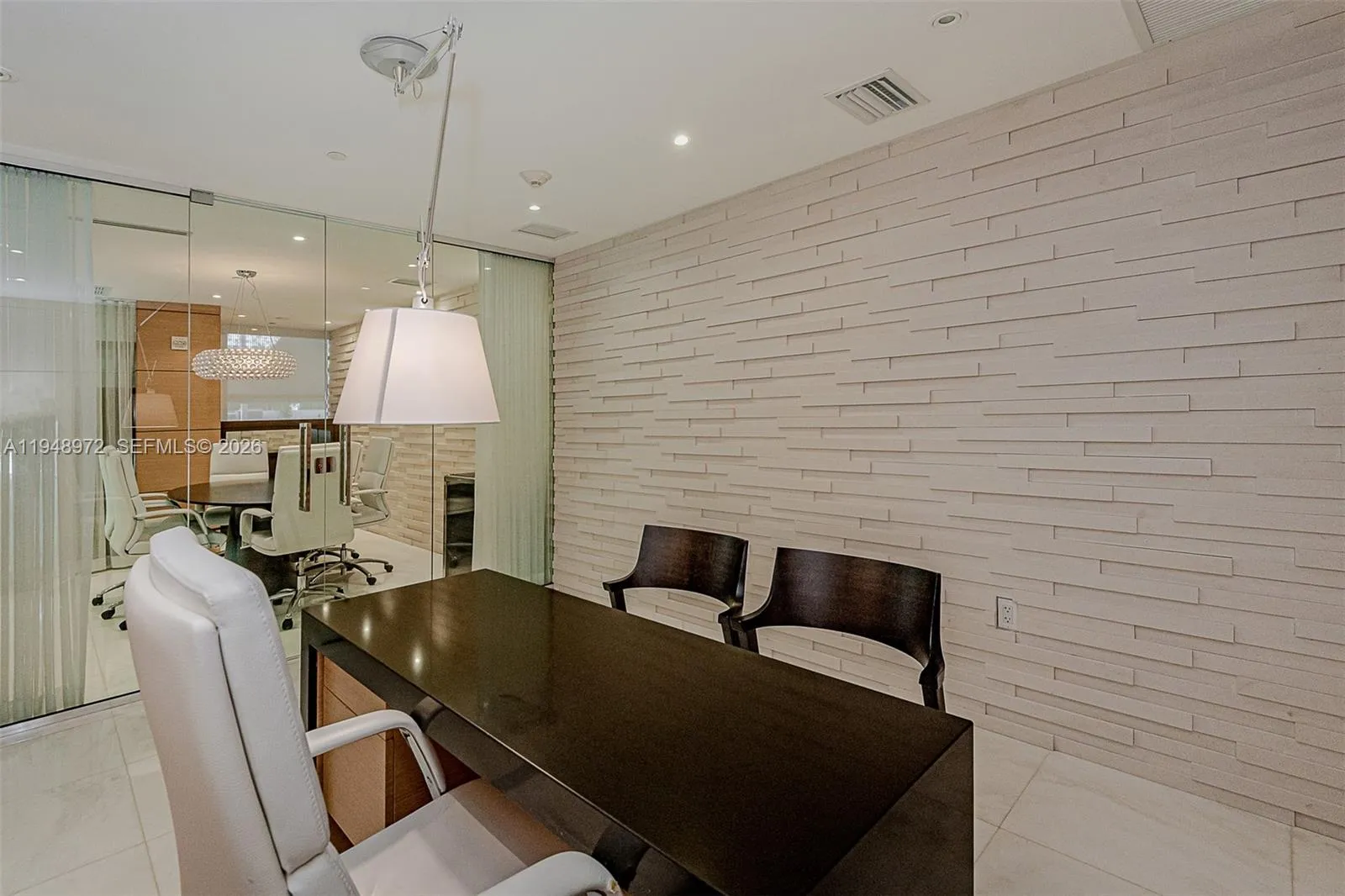 75 Se 6th St 201, Miami, Florida 33131, Miami, Florida 33131, ,Commercial Lease,For Rent,75 Se 6th St 201, Miami, Florida 33131,A11948972