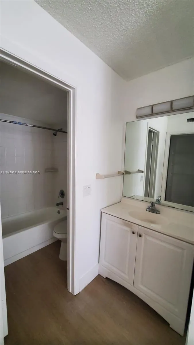 4581 W Mcnab Rd 15, Pompano Beach, Florida 33069, Pompano Beach, Florida 33069, 1 Bedroom Bedrooms, ,1 BathroomBathrooms,Residential Lease,For Rent,4581 W Mcnab Rd 15, Pompano Beach, Florida 33069,A11949023