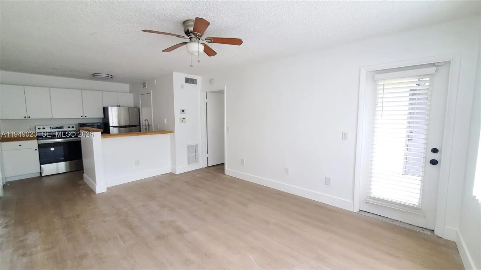 4581 W Mcnab Rd 15, Pompano Beach, Florida 33069, Pompano Beach, Florida 33069, 1 Bedroom Bedrooms, ,1 BathroomBathrooms,Residential Lease,For Rent,4581 W Mcnab Rd 15, Pompano Beach, Florida 33069,A11949023
