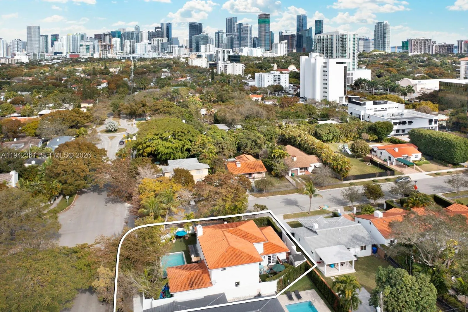 360 Sw 28th Rd, Miami, Florida 33129, Miami, Florida 33129, 5 Bedrooms Bedrooms, ,4 BathroomsBathrooms,Residential,For Sale,360 Sw 28th Rd, Miami, Florida 33129,A11942361
