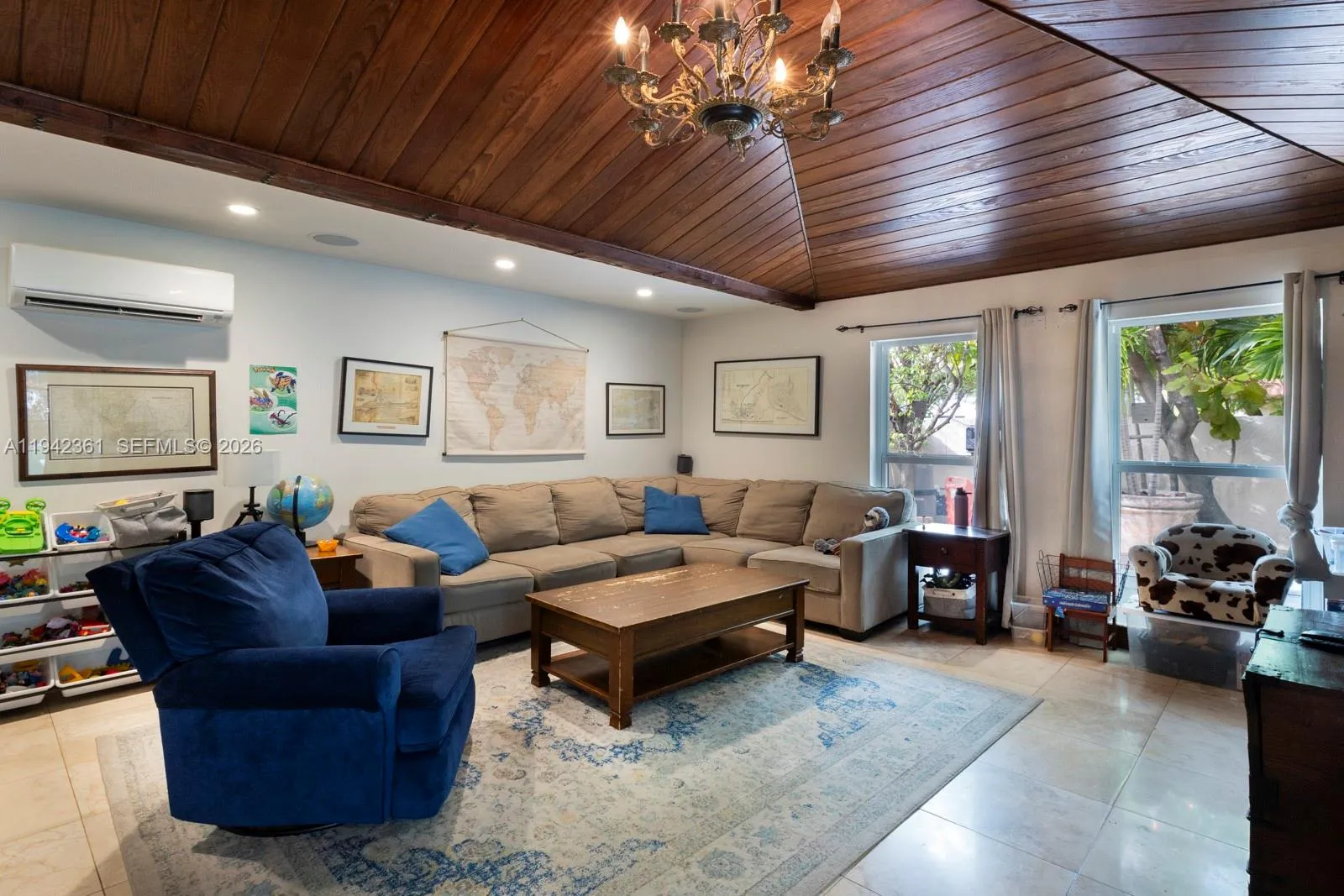 360 Sw 28th Rd, Miami, Florida 33129, Miami, Florida 33129, 5 Bedrooms Bedrooms, ,4 BathroomsBathrooms,Residential,For Sale,360 Sw 28th Rd, Miami, Florida 33129,A11942361