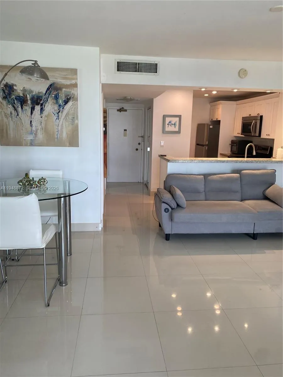 1965 S Ocean Dr 3h, Hallandale Beach, Florida 3300, Hallandale Beach, Florida 33009, ,1 BathroomBathrooms,Residential Lease,For Rent,1965 S Ocean Dr 3h, Hallandale Beach, Florida 3300,A11948872