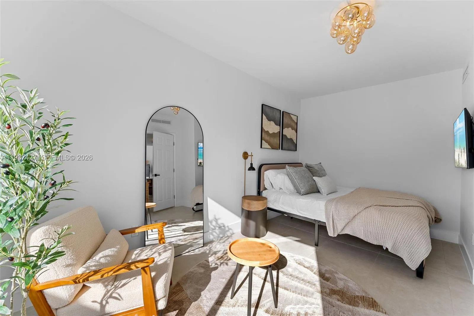 Queen Bed