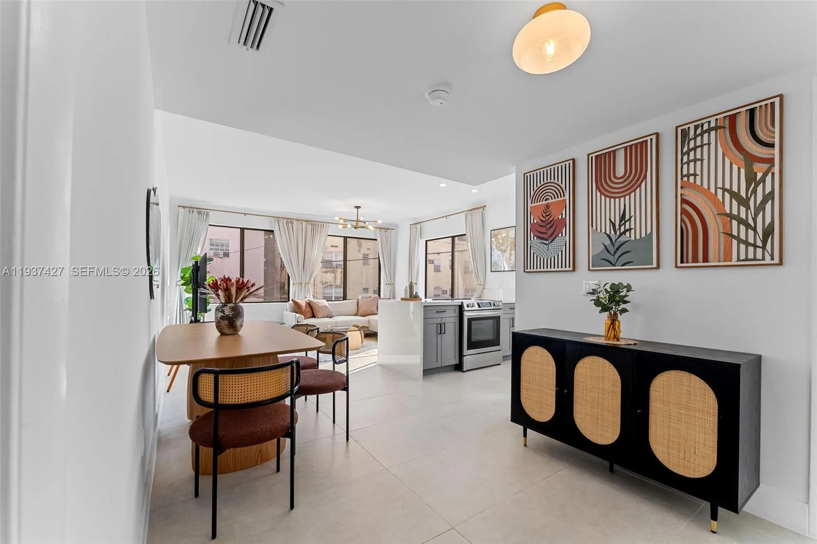 1144 Sw 4th St 8, Miami, Florida 33130, Miami, Florida 33130, 2 Bedrooms Bedrooms, ,1 BathroomBathrooms,Residential Lease,For Rent,1144 Sw 4th St 8, Miami, Florida 33130,A11937427