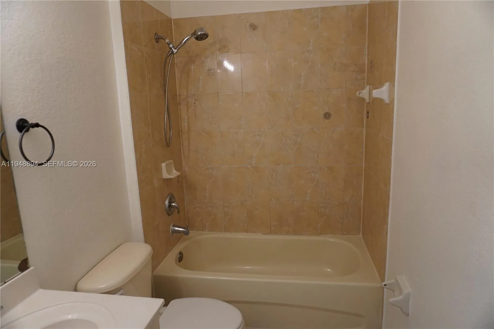 18213 Sw 109th Path, Miami, Florida 33157, Miami, Florida 33157, 3 Bedrooms Bedrooms, ,2 BathroomsBathrooms,Residential,For Sale,18213 Sw 109th Path, Miami, Florida 33157,A11948894