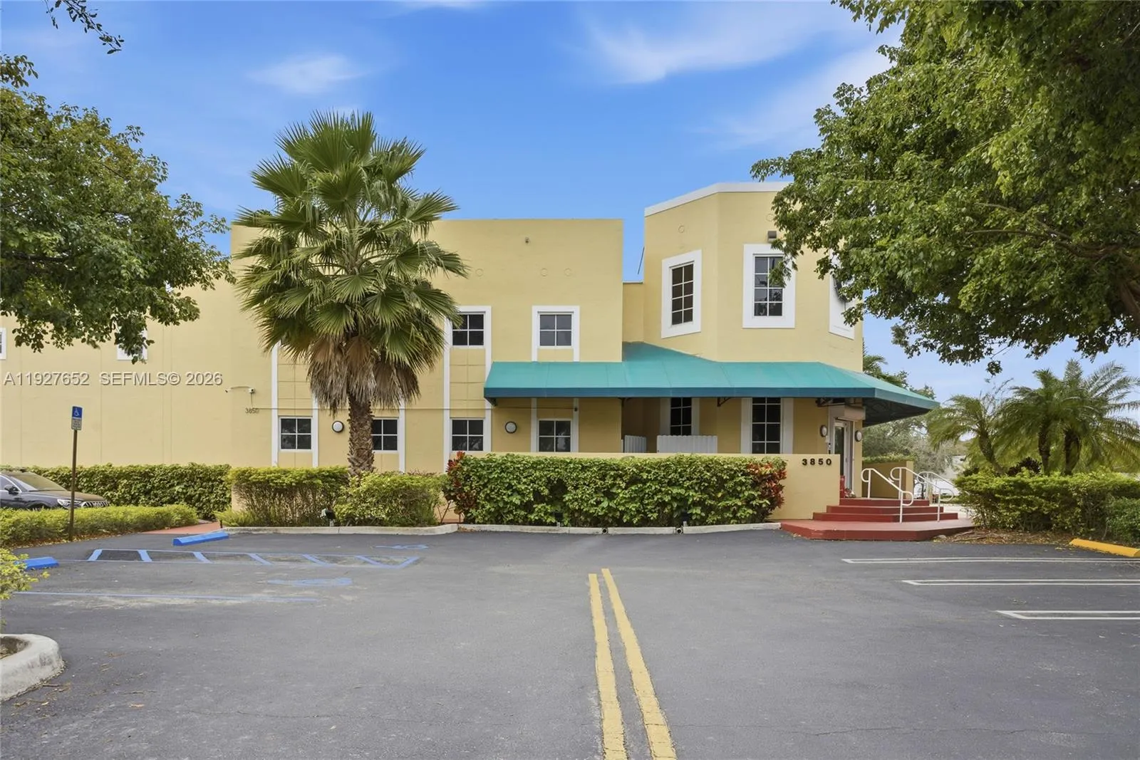 3850 Nw 114th Ave, Doral, Florida 33178, Doral, Florida 33178, ,Commercial Lease,For Rent,3850 Nw 114th Ave, Doral, Florida 33178,A11927652