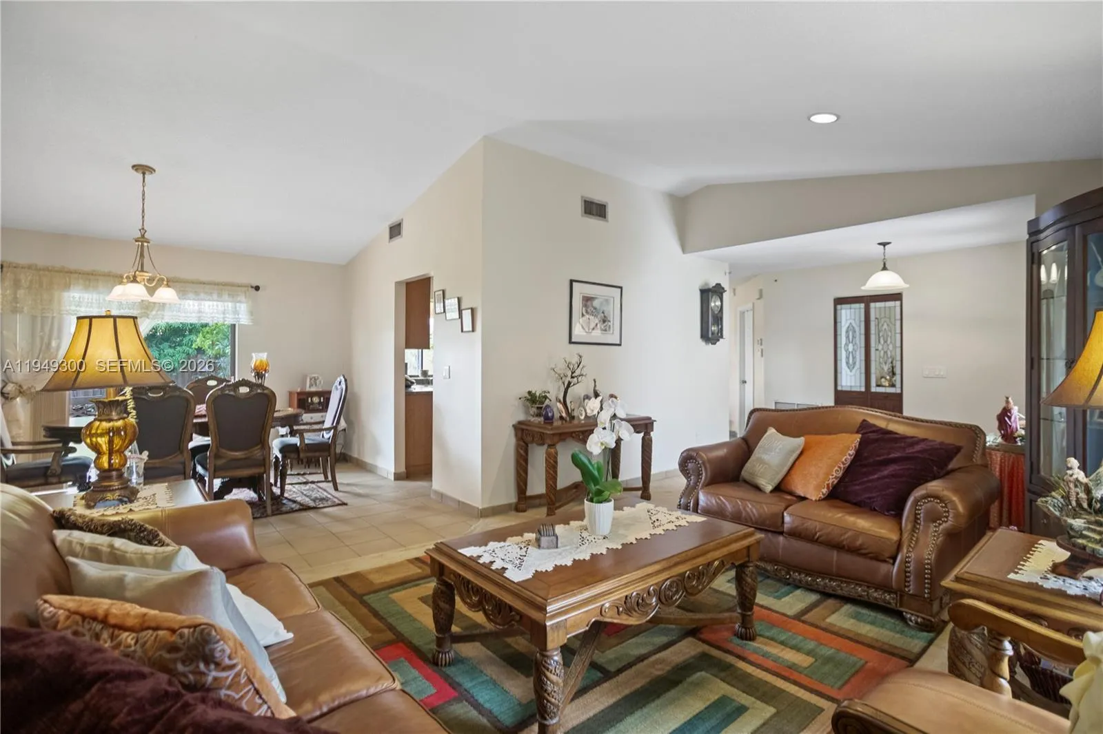 15824 Cotswold Ct, Davie, Florida 33331, Davie, Florida 33331, 4 Bedrooms Bedrooms, ,3 BathroomsBathrooms,Residential,For Sale,15824 Cotswold Ct, Davie, Florida 33331,A11949300