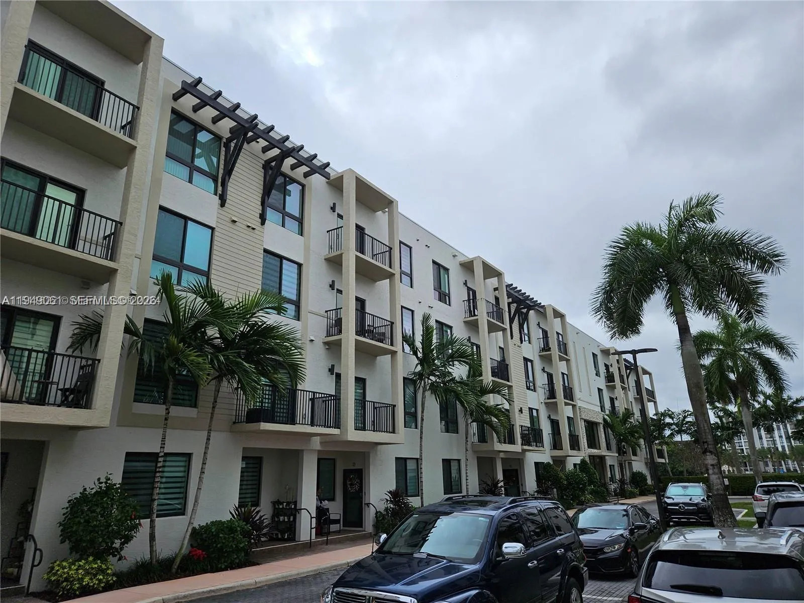 4670 Nw 84th Ave 42, Doral, Florida 33166, Doral, Florida 33166, 3 Bedrooms Bedrooms, ,2 BathroomsBathrooms,Residential Lease,For Rent,4670 Nw 84th Ave 42, Doral, Florida 33166,A11949061