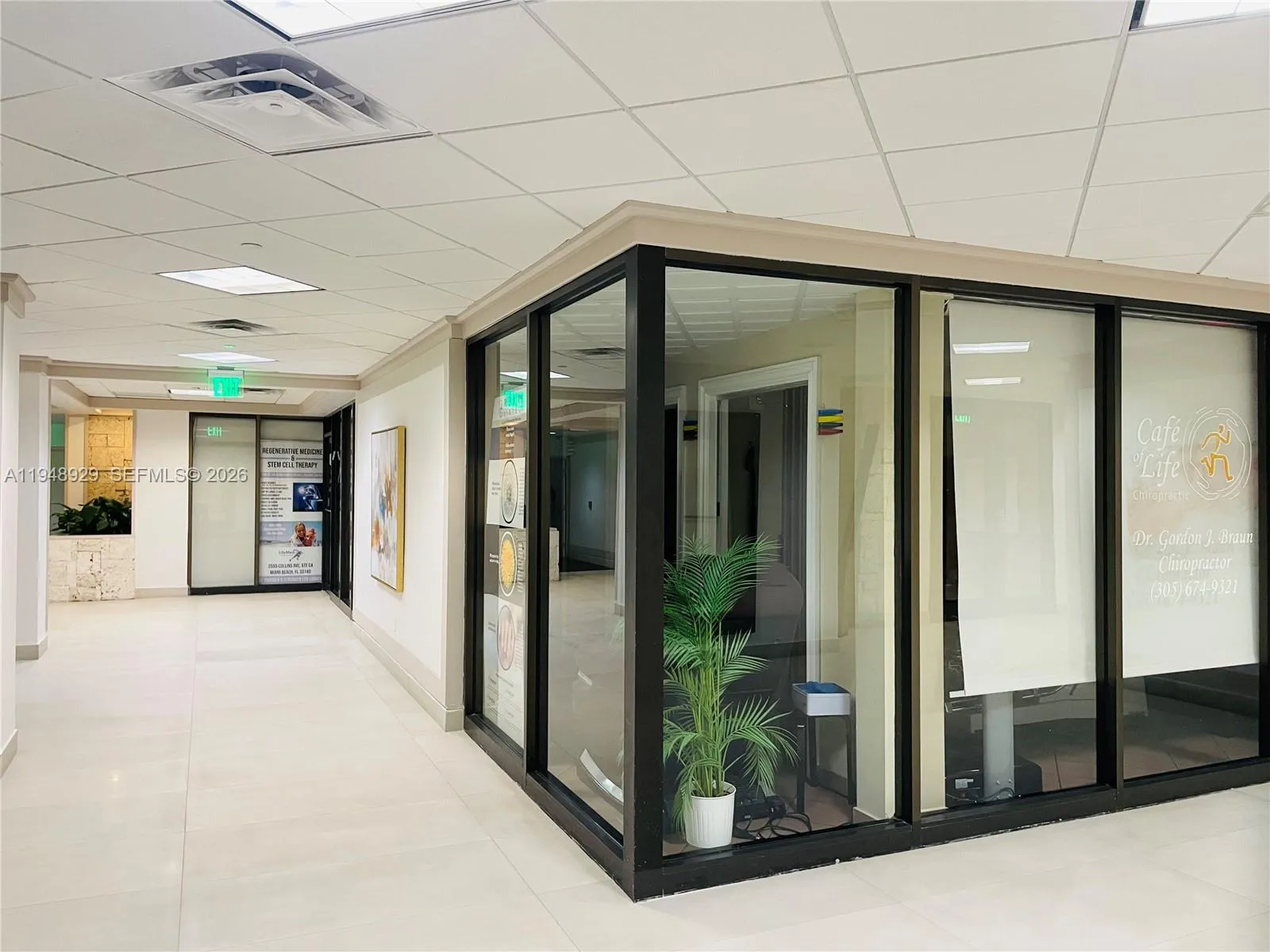 2555 Collins Ave C4, Miami Beach, Florida 33140, Miami Beach, Florida 33140, ,Commercial Lease,For Rent,2555 Collins Ave C4, Miami Beach, Florida 33140,A11948929