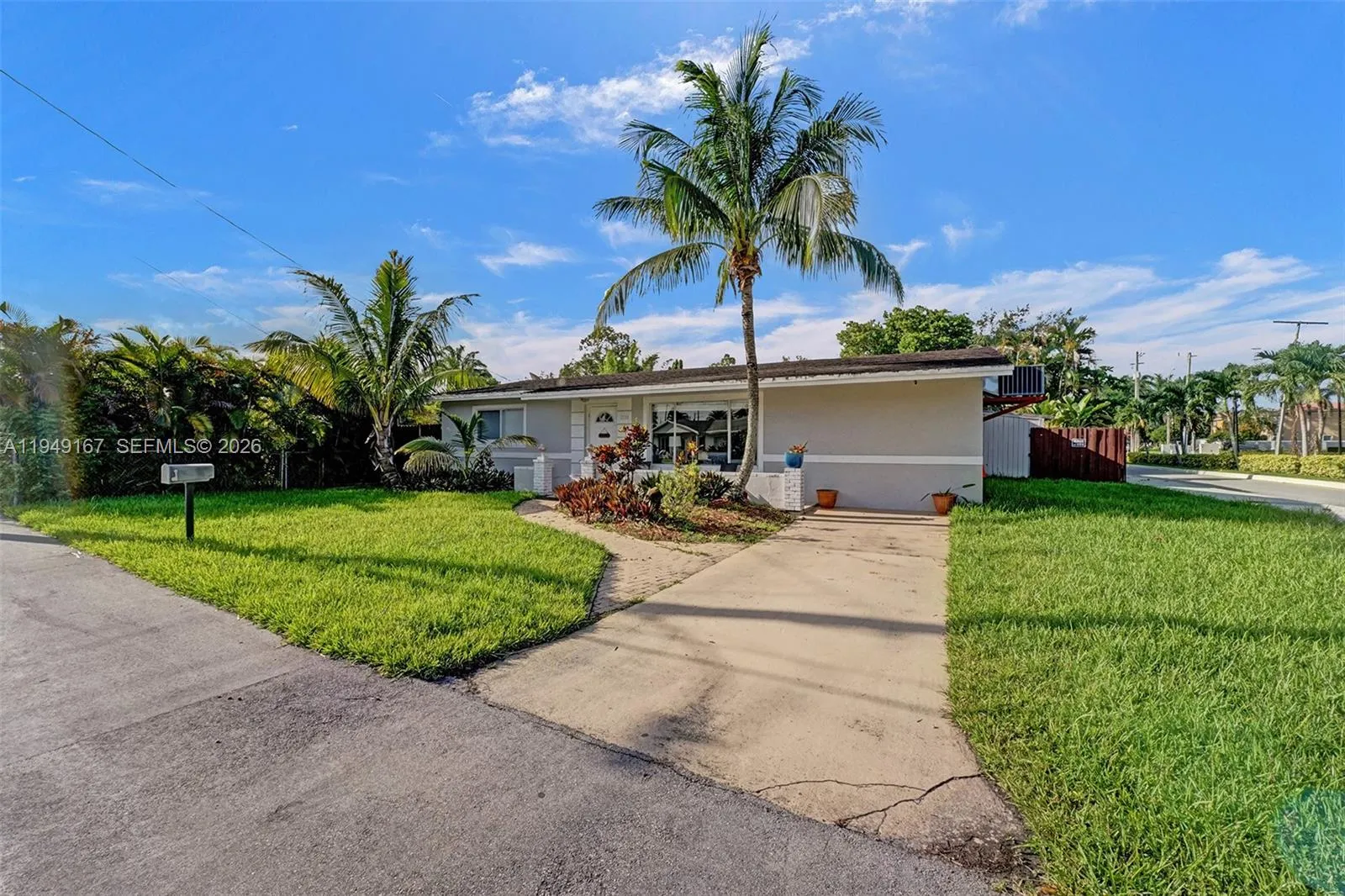 3730 Sw 47th Ct 0, Dania Beach, Florida 33312, Dania Beach, Florida 33312, 3 Bedrooms Bedrooms, ,2 BathroomsBathrooms,Residential Lease,For Rent,3730 Sw 47th Ct 0, Dania Beach, Florida 33312,A11949167