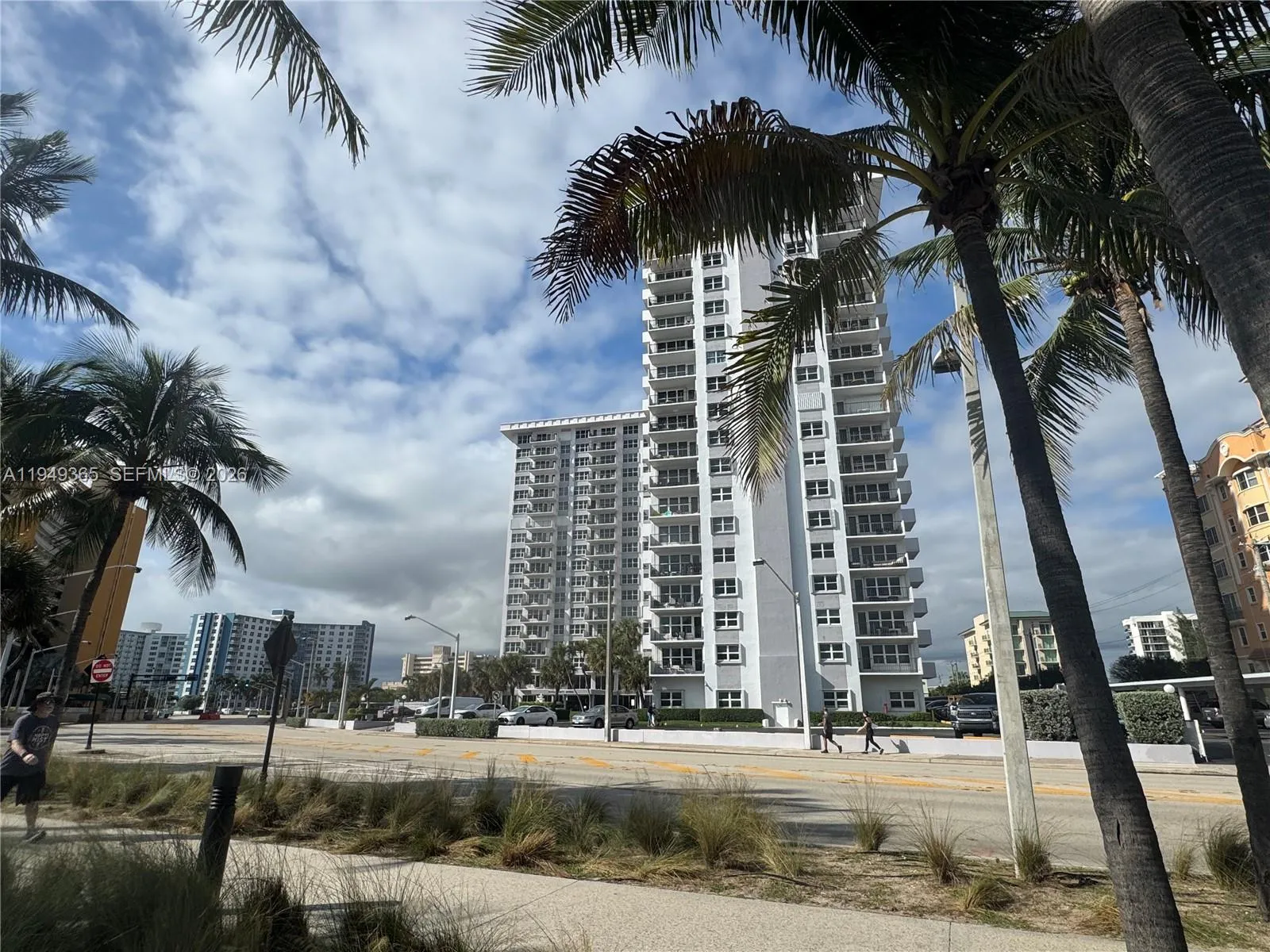 405 N Ocean Blvd 1528, Pompano Beach, Florida 3306, Pompano Beach, Florida 33062, 1 Bedroom Bedrooms, ,1 BathroomBathrooms,Residential,For Sale,405 N Ocean Blvd 1528, Pompano Beach, Florida 3306,A11949365