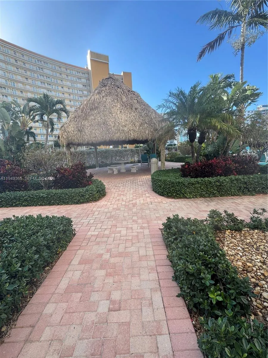 405 N Ocean Blvd 1528, Pompano Beach, Florida 3306, Pompano Beach, Florida 33062, 1 Bedroom Bedrooms, ,1 BathroomBathrooms,Residential,For Sale,405 N Ocean Blvd 1528, Pompano Beach, Florida 3306,A11949365