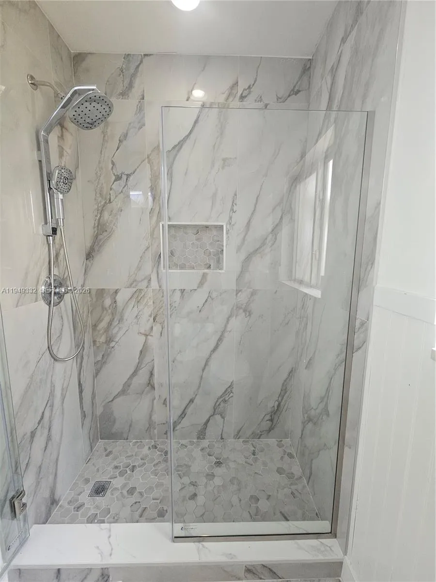 1070 N Shore Dr, Miami Beach, Florida 33141, Miami Beach, Florida 33141, 3 Bedrooms Bedrooms, ,2 BathroomsBathrooms,Residential Lease,For Rent,1070 N Shore Dr, Miami Beach, Florida 33141,A11949332