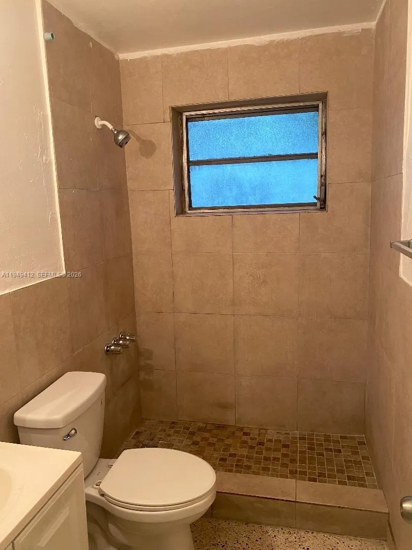 626 Ne 61st St 5, Miami, Florida 33137, Miami, Florida 33137, 1 Bedroom Bedrooms, ,1 BathroomBathrooms,Residential Lease,For Rent,626 Ne 61st St 5, Miami, Florida 33137,A11949412