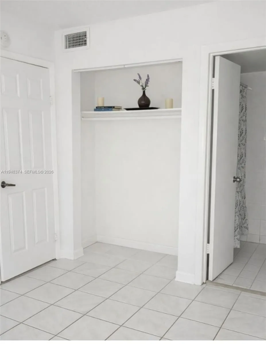 4845 Nw 7th St 106-5, Miami, Florida 33126, Miami, Florida 33126, 2 Bedrooms Bedrooms, ,2 BathroomsBathrooms,Residential,For Sale,4845 Nw 7th St 106-5, Miami, Florida 33126,A11948374