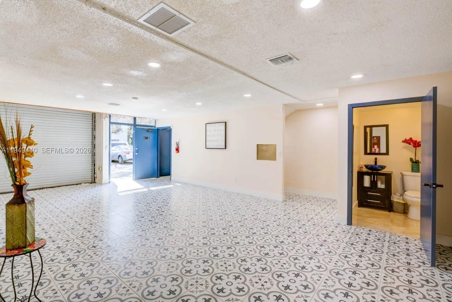 FIRST FLOOR ENTRANCE