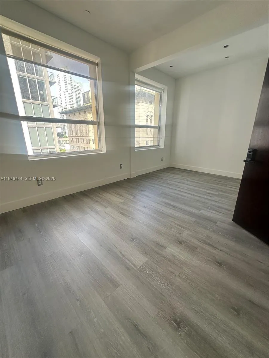 168 Se 1st St 1200, Miami, Florida 33131, Miami, Florida 33131, ,Commercial Lease,For Rent,168 Se 1st St 1200, Miami, Florida 33131,A11949444