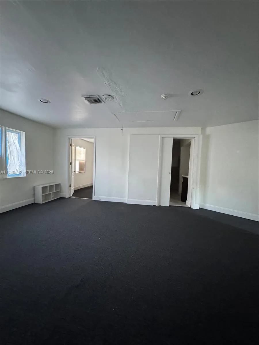 801 E Oakland Park Blvd, Oakland Park, Florida 333, Oakland Park, Florida 33334, ,Commercial Lease,For Rent,801 E Oakland Park Blvd, Oakland Park, Florida 333,A11949542