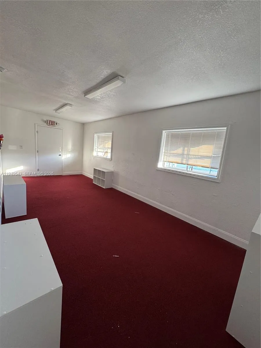 801 E Oakland Park Blvd, Oakland Park, Florida 333, Oakland Park, Florida 33334, ,Commercial Lease,For Rent,801 E Oakland Park Blvd, Oakland Park, Florida 333,A11949542